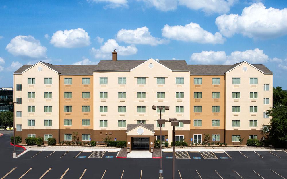 Fairfield Inn & Suites By Marriott San Antonio Airport/North Star Mall Екстериор снимка