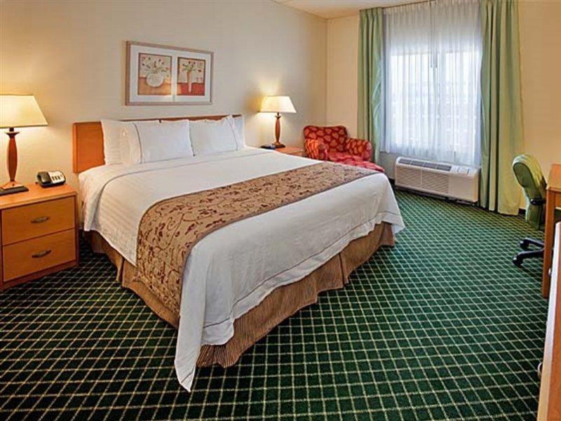 Fairfield Inn & Suites By Marriott San Antonio Airport/North Star Mall Екстериор снимка