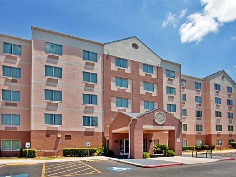 Fairfield Inn & Suites By Marriott San Antonio Airport/North Star Mall Екстериор снимка